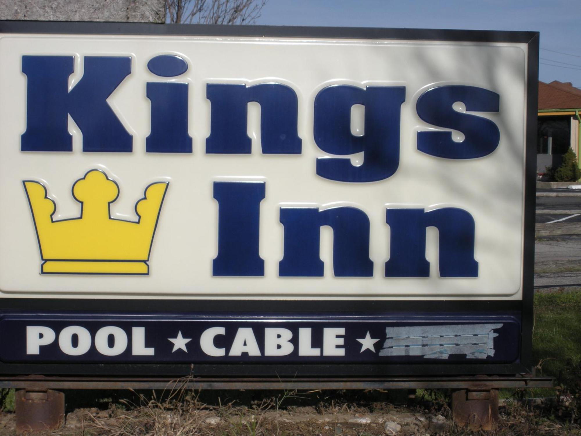 Kings Inn Cleveland Strongsville Exteriör bild