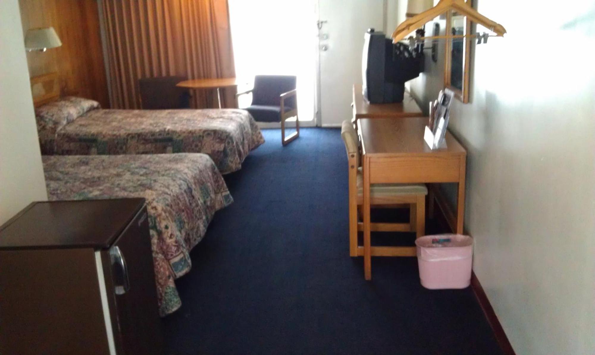Kings Inn Cleveland Strongsville Exteriör bild